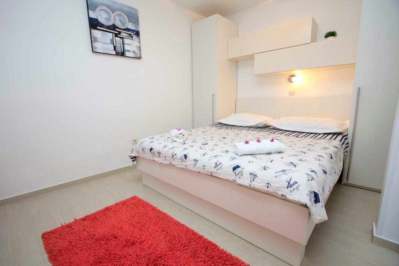Apartmani Ivona & Ivo Makarska Eksteriør billede