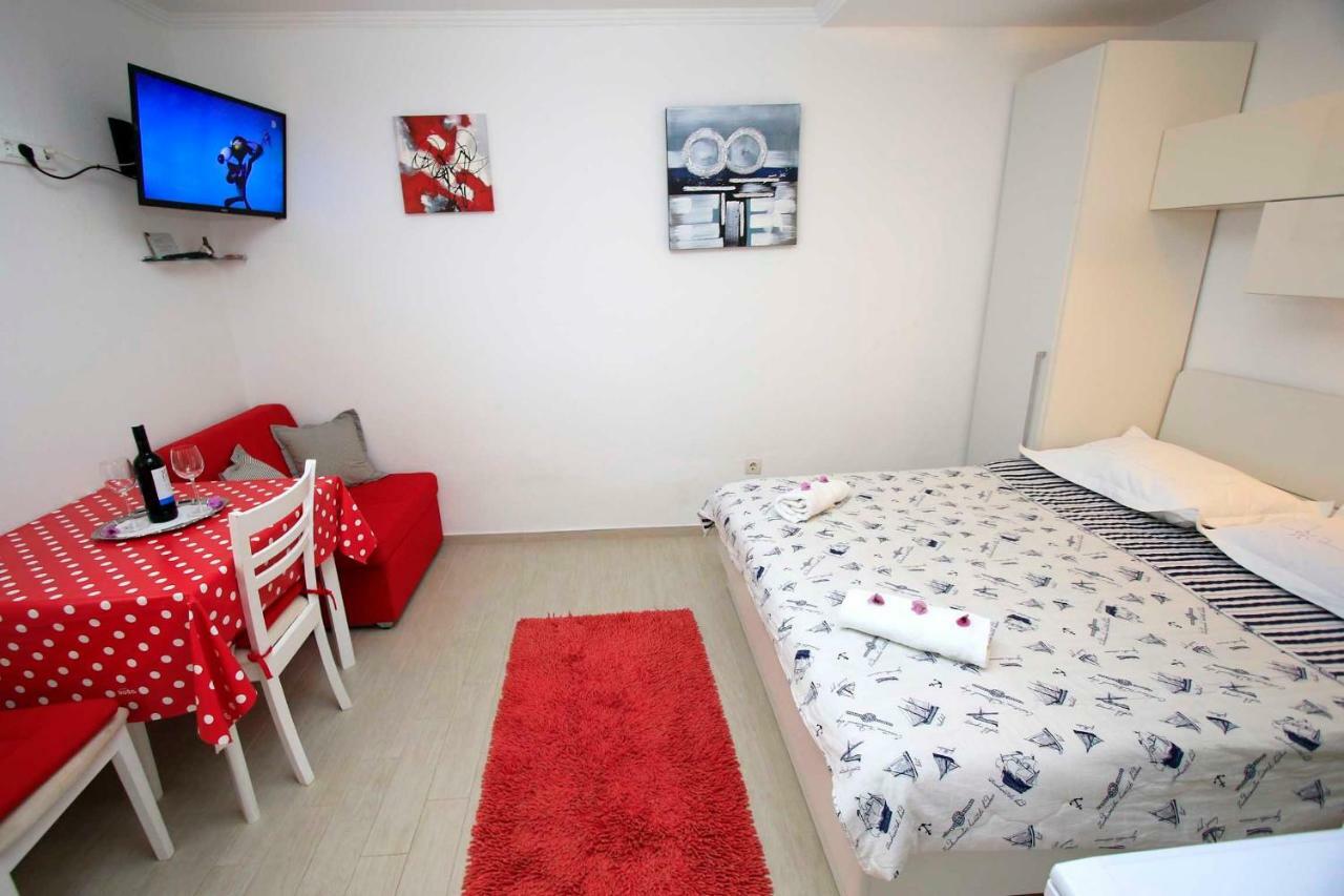 Apartmani Ivona & Ivo Makarska Eksteriør billede
