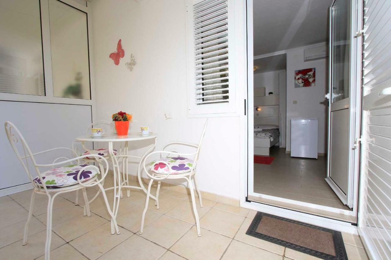 Apartmani Ivona & Ivo Makarska Eksteriør billede