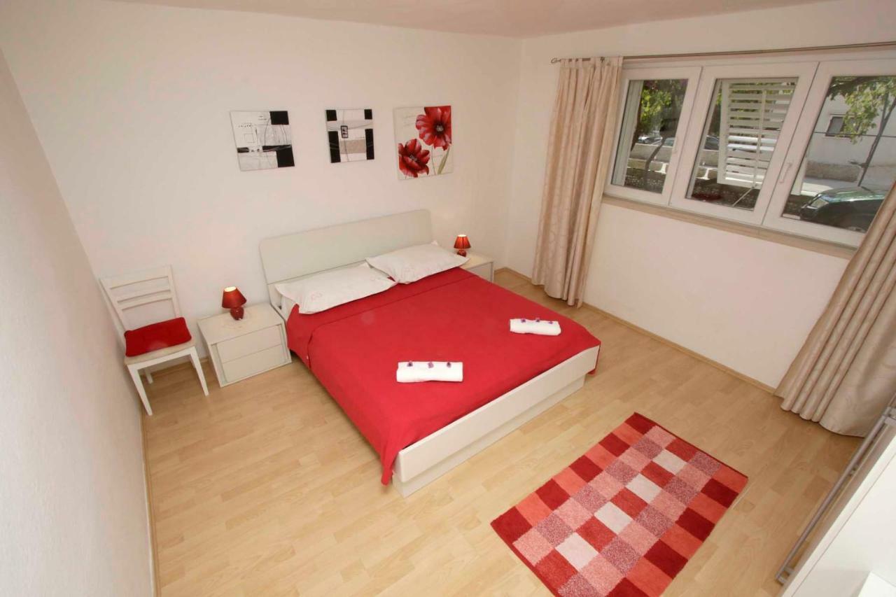 Apartmani Ivona & Ivo Makarska Eksteriør billede