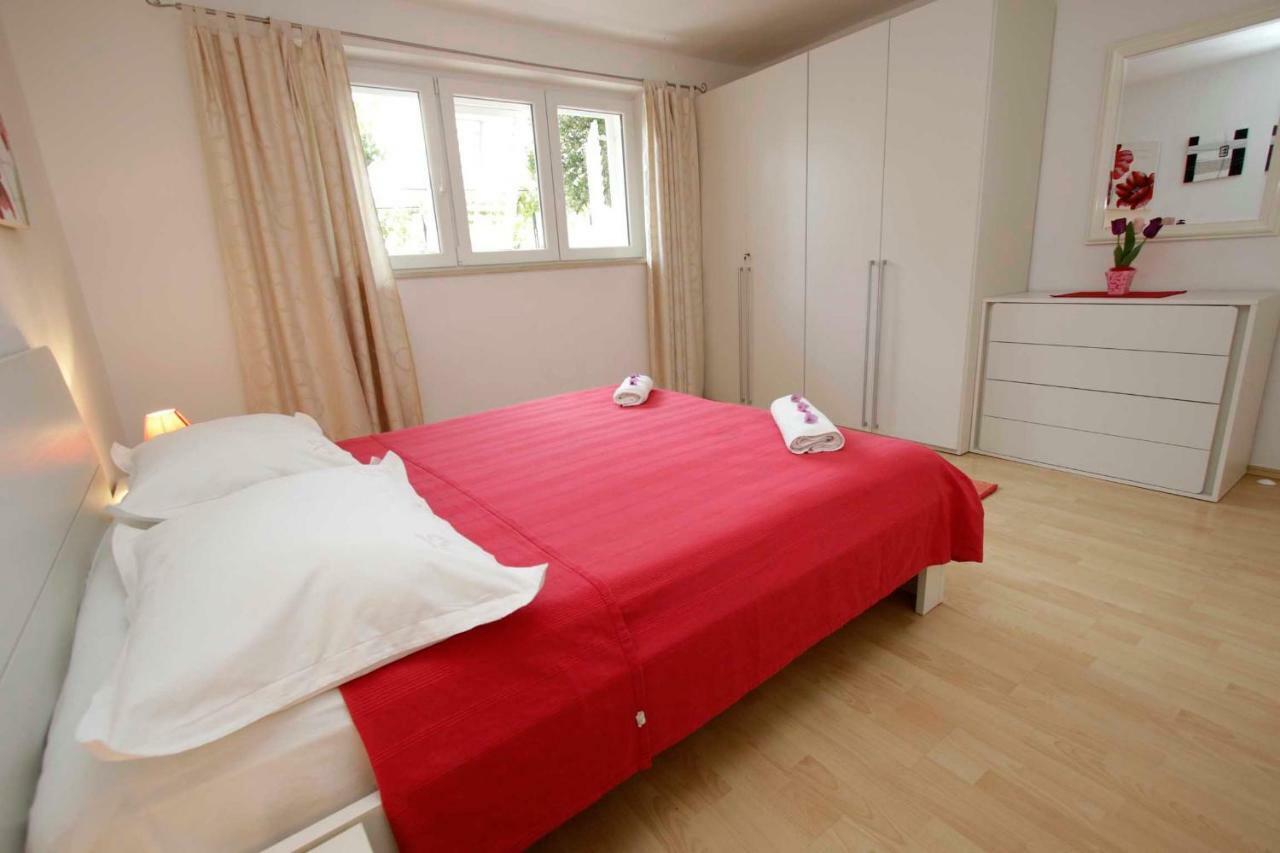 Apartmani Ivona & Ivo Makarska Eksteriør billede