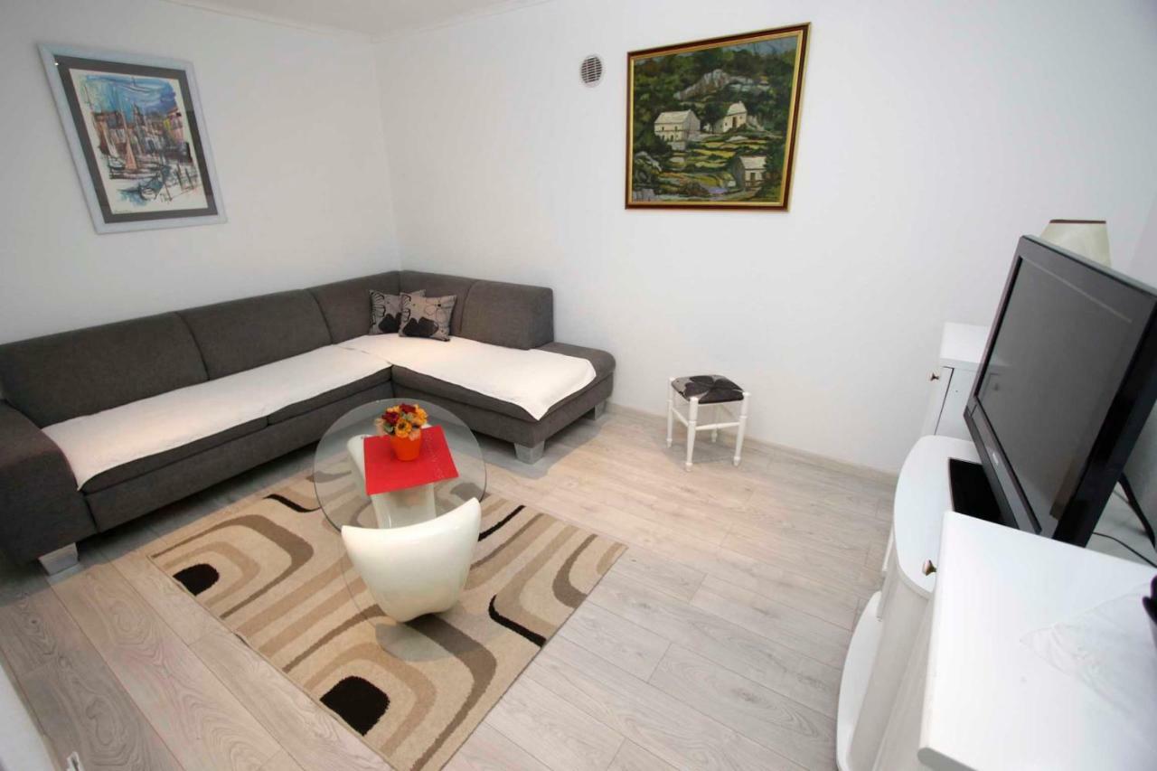 Apartmani Ivona & Ivo Makarska Eksteriør billede